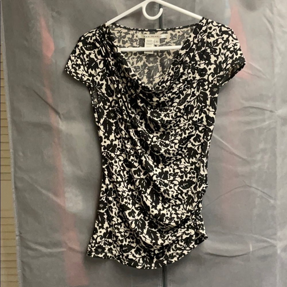 Max Studio cap sleeve blouse